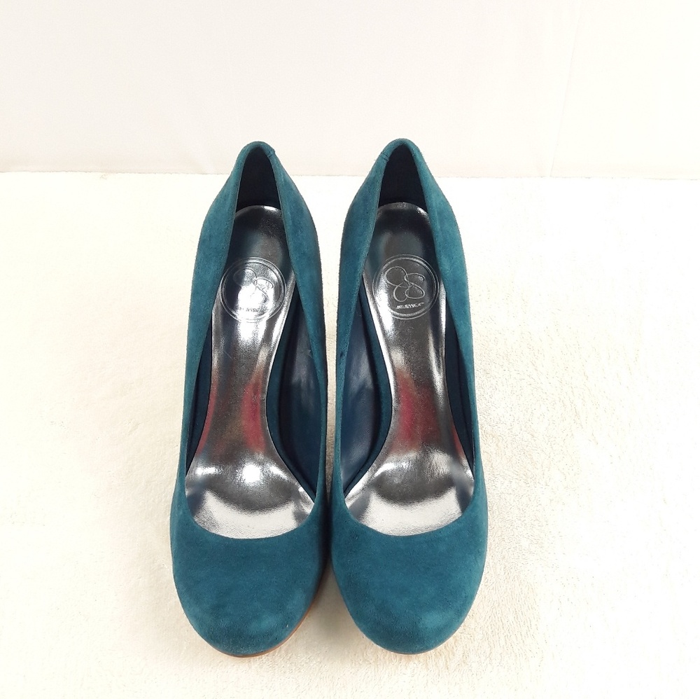 Jessica Simpson Oscar Suede Round Toe Pump NWOB